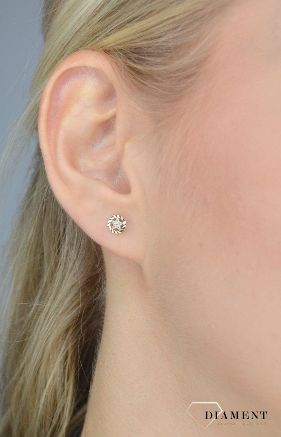 Złote kolczyki 333 koła gwiazdki z cyrkonii KL 7387 333.jpg